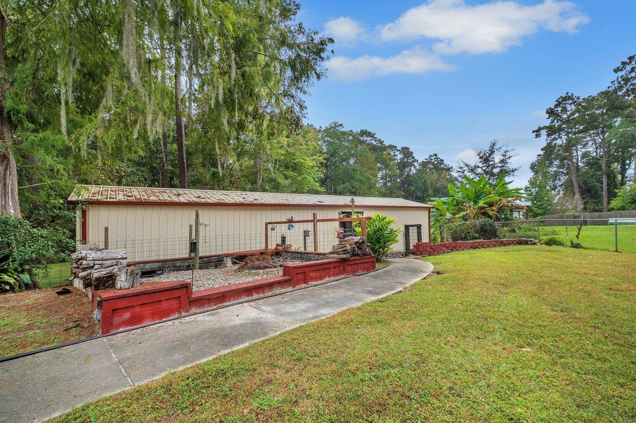 2875 Cooks Landing Road Quincy, FL 32351 - Photo 4 of 42 Gallery Image 4