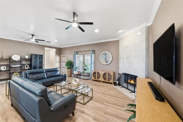 $580,000 | 1305 East Highland Road, Waxahachie, TX 75167