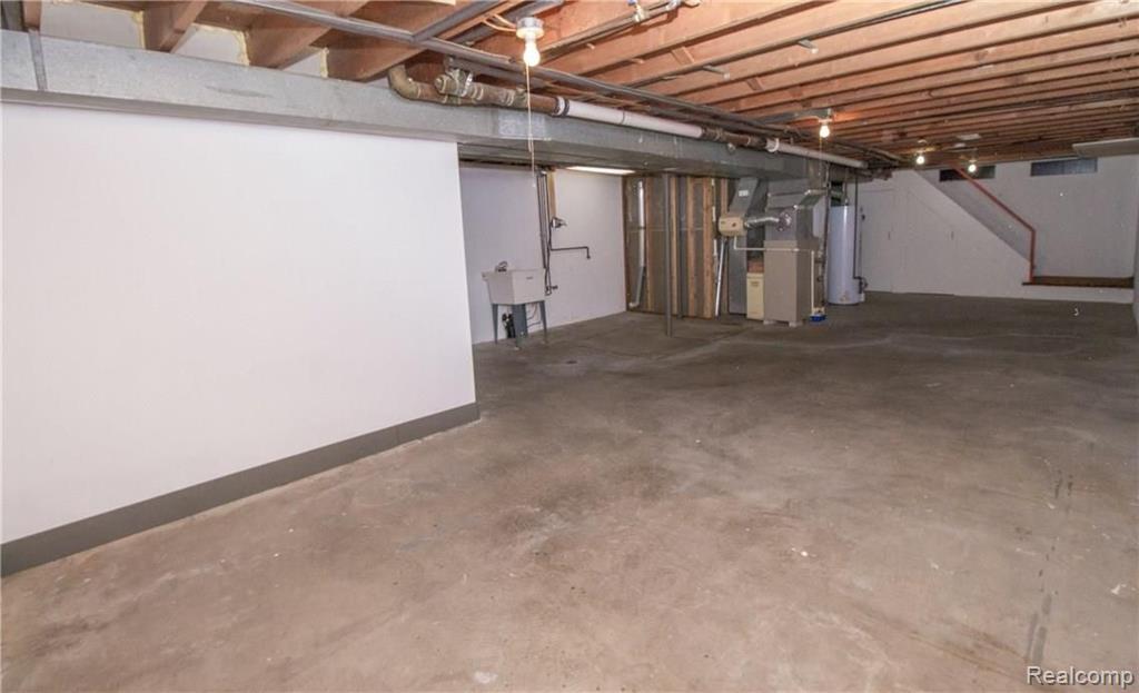 5501 Corunna Road Flint, MI 48532 - Photo 60 of 78