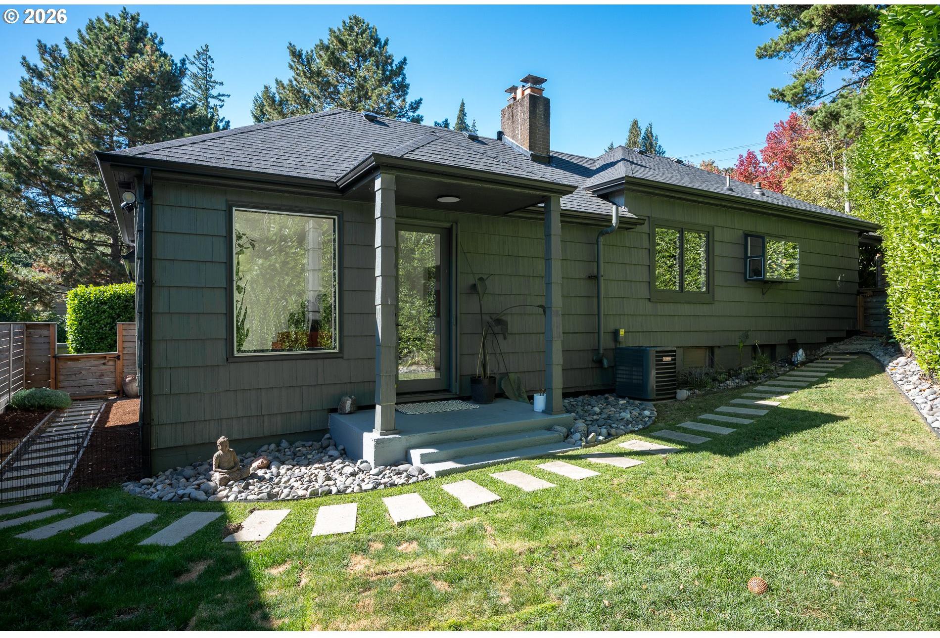3590 Southwest Patton Road Portland, OR 97221 - Photo 36 of 44 Gallery Image 36