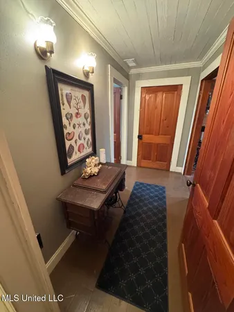 $450,000 | 7035 Robertson Road, Meadville, MS 39653