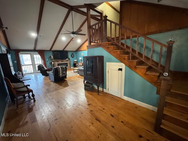 $450,000 | 7035 Robertson Road, Meadville, MS 39653