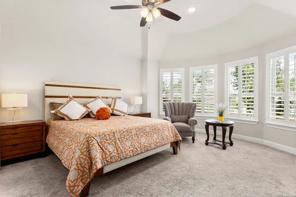 $3,800 | 3911 Monteverde Way, San Antonio, TX 78261