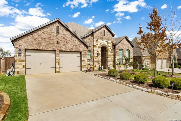 $3,800 | 3911 Monteverde Way, San Antonio, TX 78261