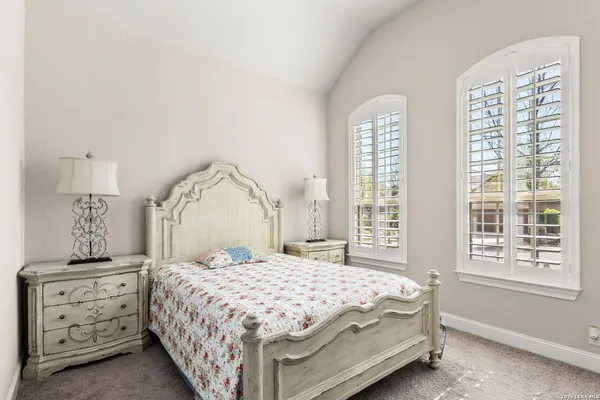 $3,800 | 3911 Monteverde Way, San Antonio, TX 78261