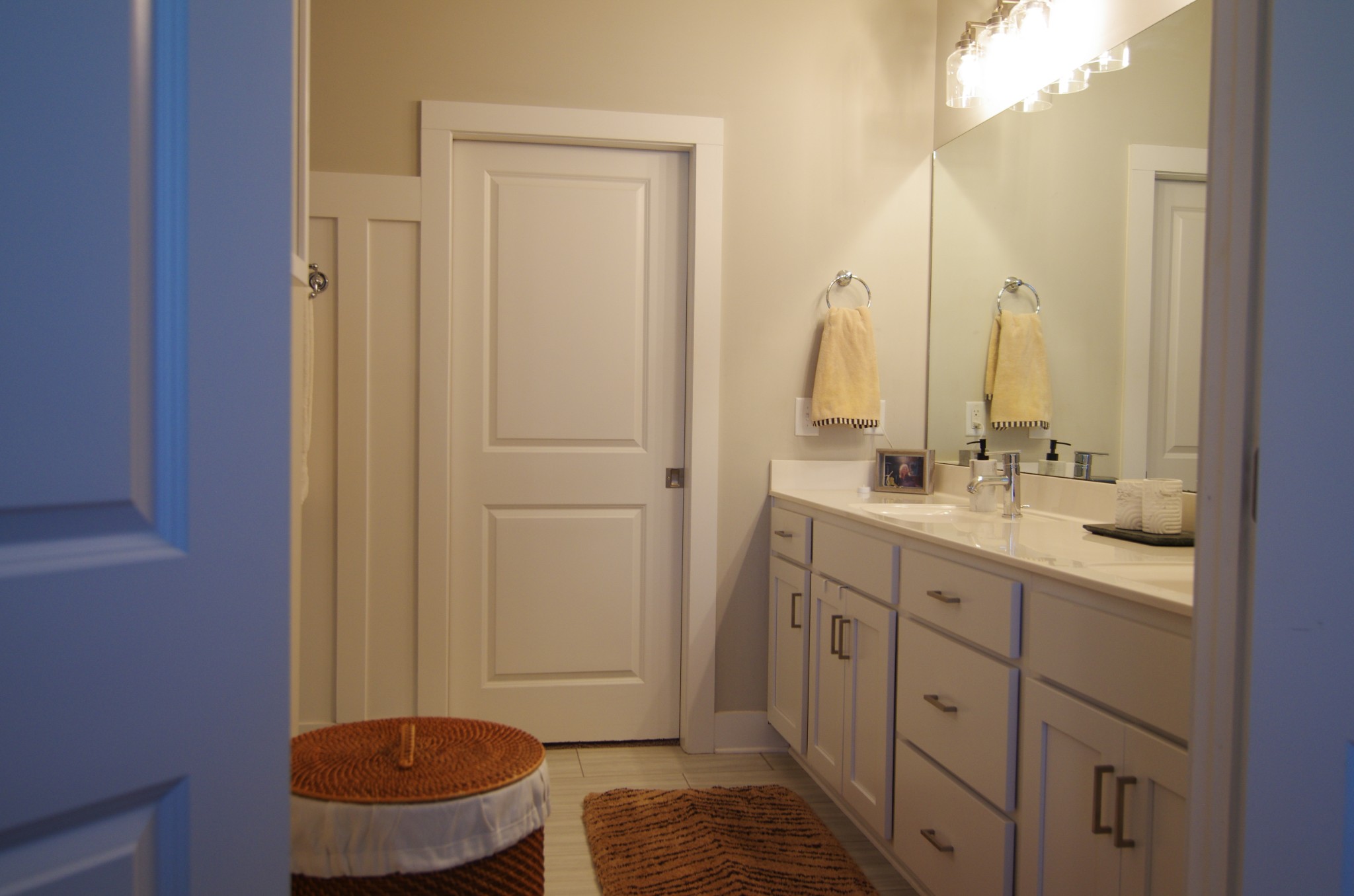 1144 Lock 4 Road, Unit H1 Gallatin, TN 37066 - Photo 10 of 24 a bathroom with a sink a toilet and a mirror