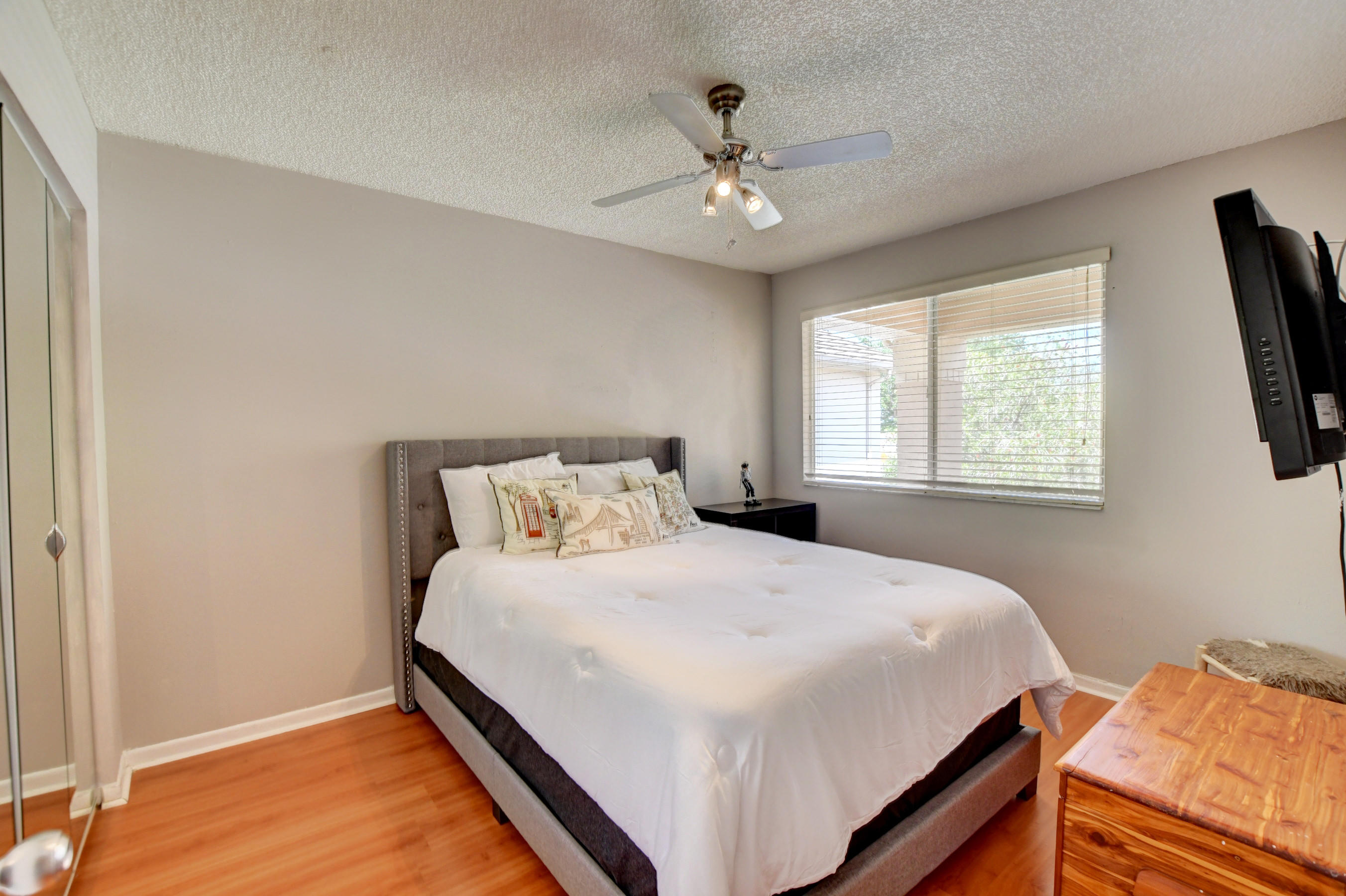 10468 Sunstream Lane Boca Raton, FL 33428 - Photo 33 of 50 third bedroom