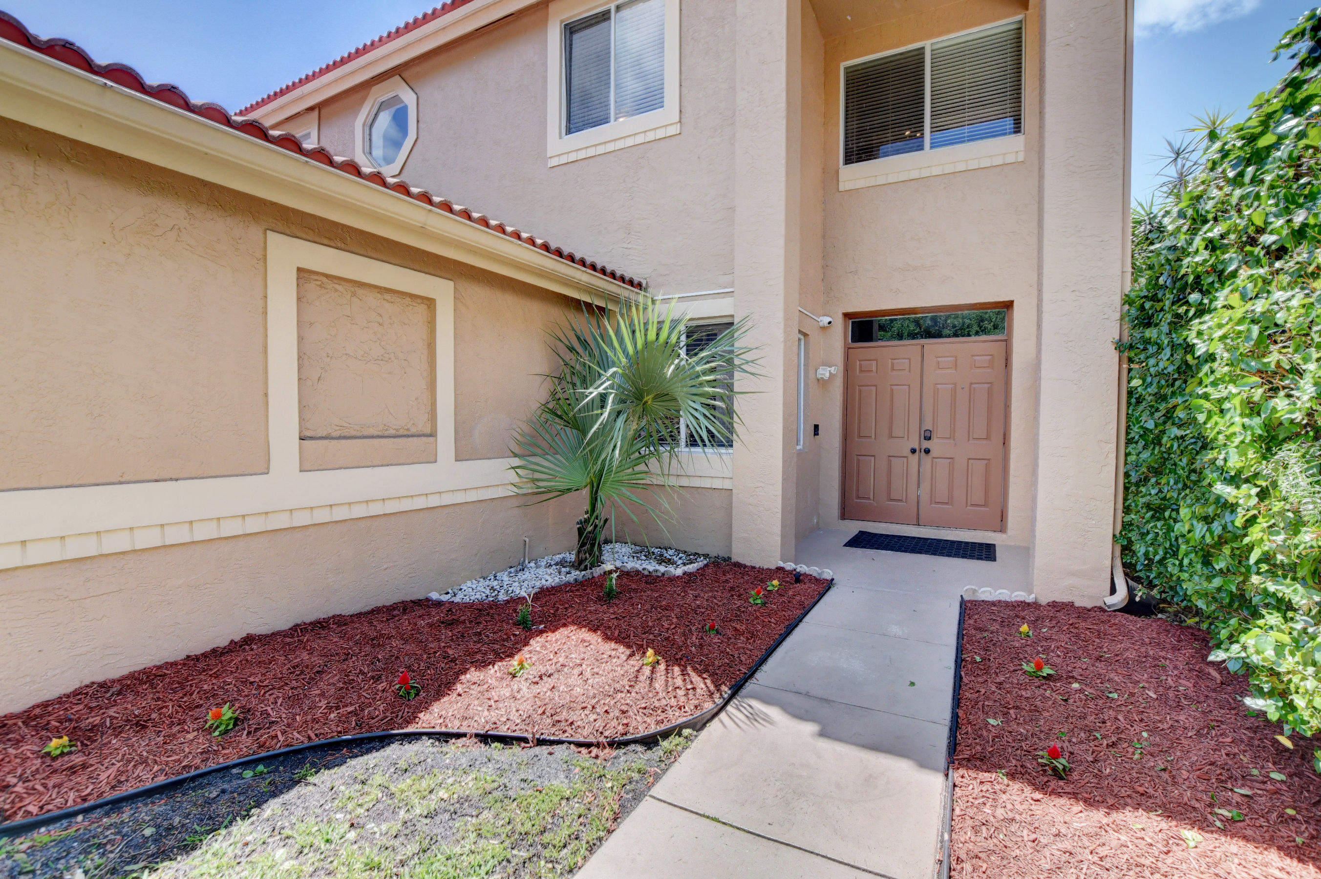 10468 Sunstream Lane Boca Raton, FL 33428 - Photo 4 of 50 entrance