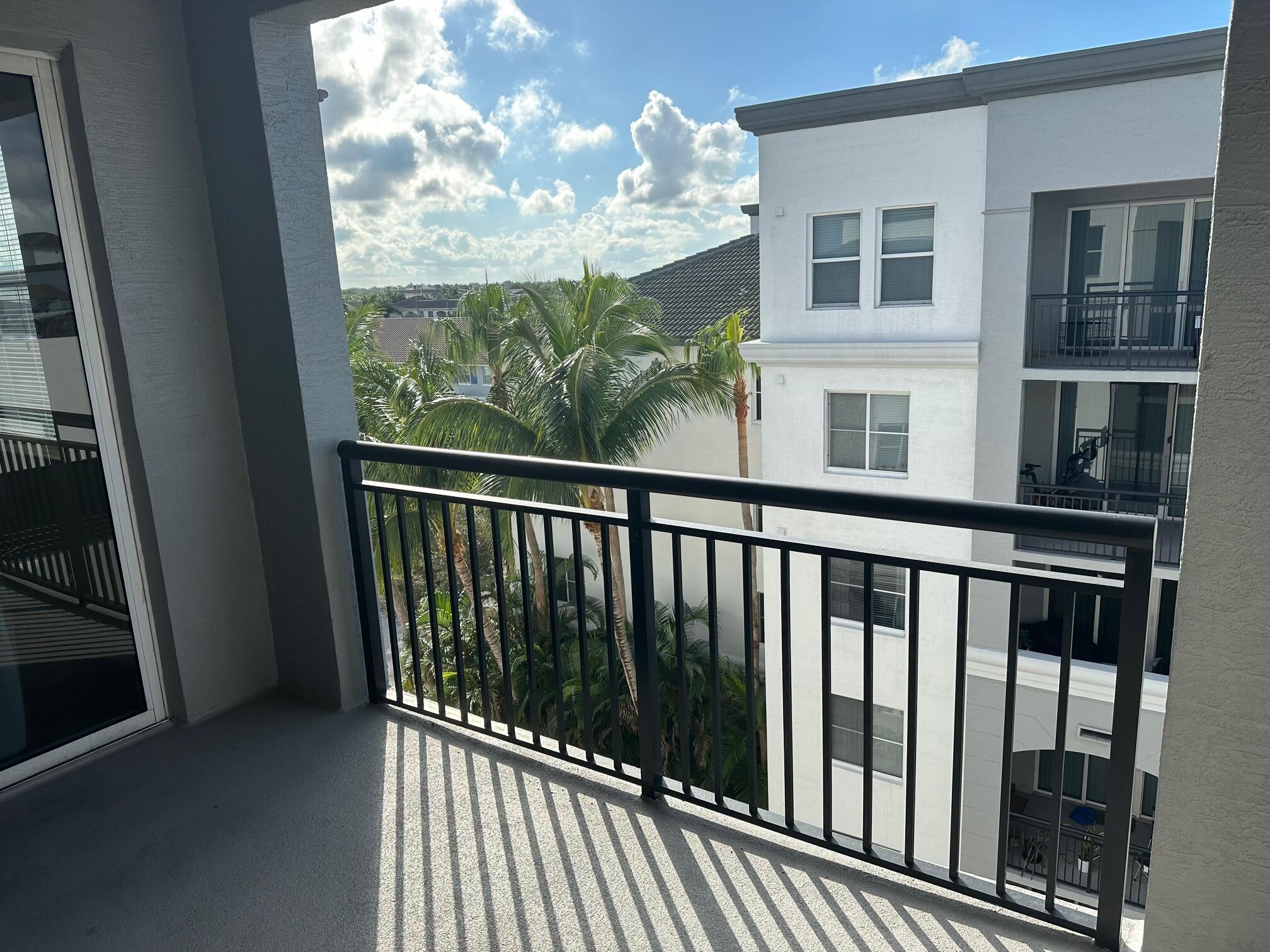 1660 Renaissance Commons Boulevard, Unit 2621 Boynton Beach, FL 33426 - Photo 13 of 23 IMG_1375