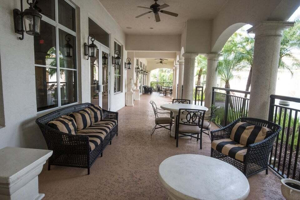 1660 Renaissance Commons Boulevard, Unit 2621 Boynton Beach, FL 33426 - Photo 5 of 23 20191110153653456491000000-o
