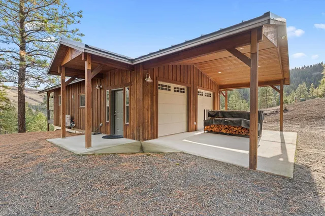 $379,000 | 31741 East Ringneck Lane, Davenport, WA 99122