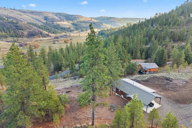 $379,000 | 31741 East Ringneck Lane, Davenport, WA 99122