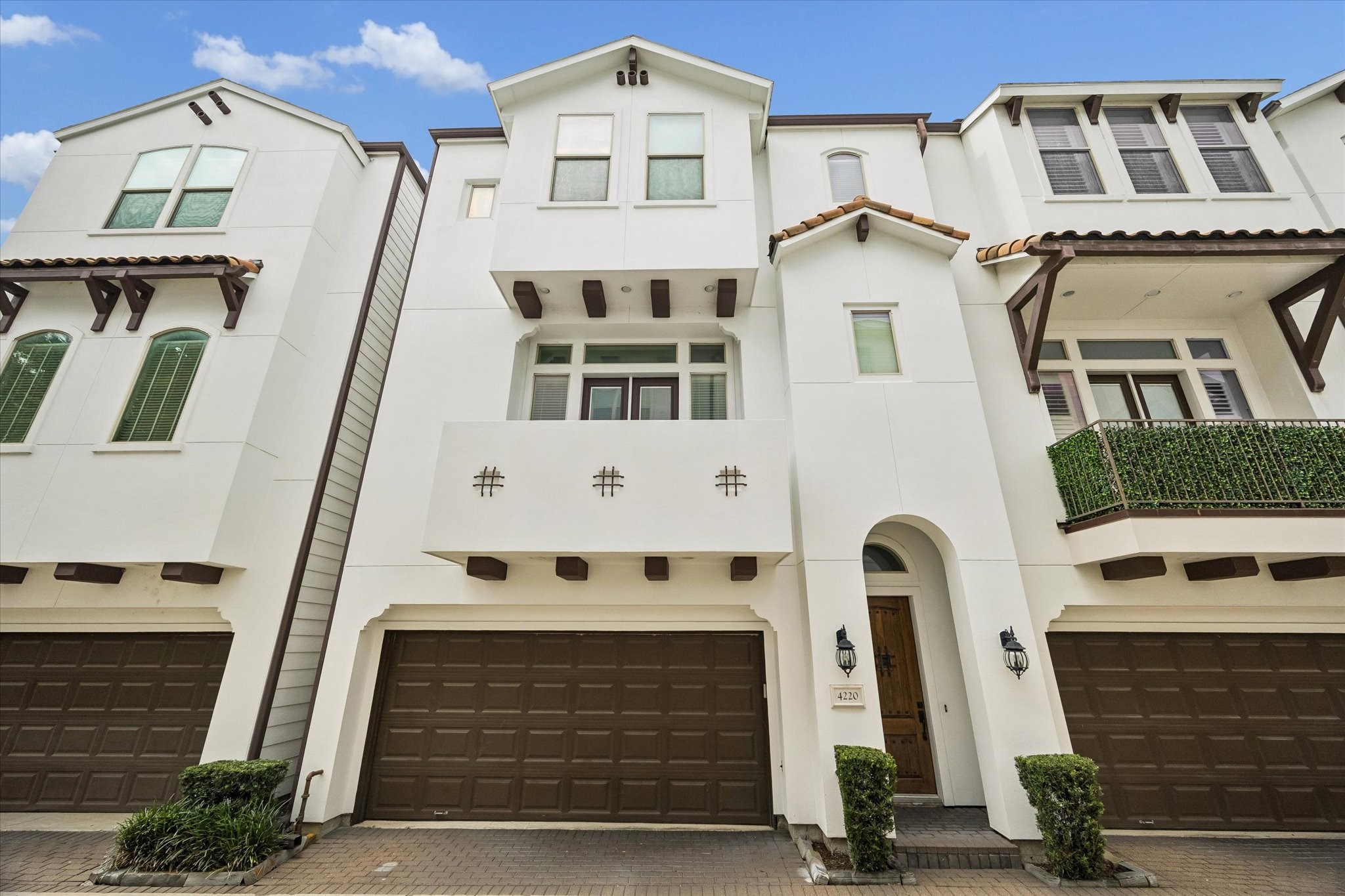 4220 Dickson Street Houston, TX 77007 - Photo 1 of 30