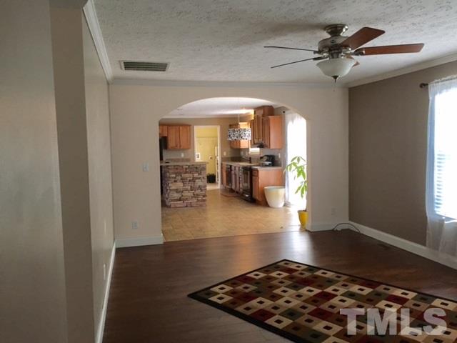 362 Cricket Ridge Road Mount Olive, NC 28365 - Photo 5 of 11 Gallery Image 5