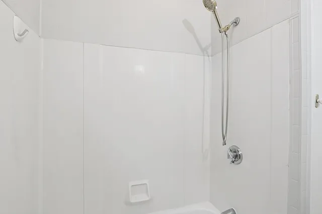 $3,400 | 18 Edith Street, Everett, MA 02149