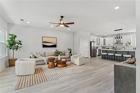 $705,000 | 4120 West North A Street, Unit 6, Tampa, FL 33609