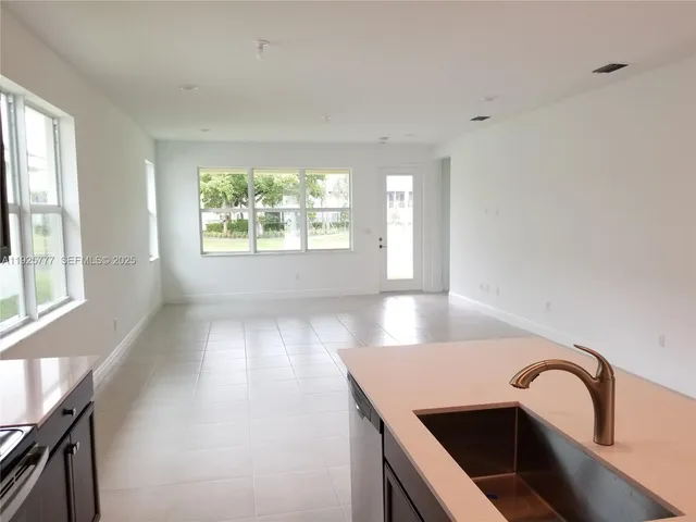 $3,500 | 4129 Marina Way, Unit 4129, Deerfield Beach, FL 33064