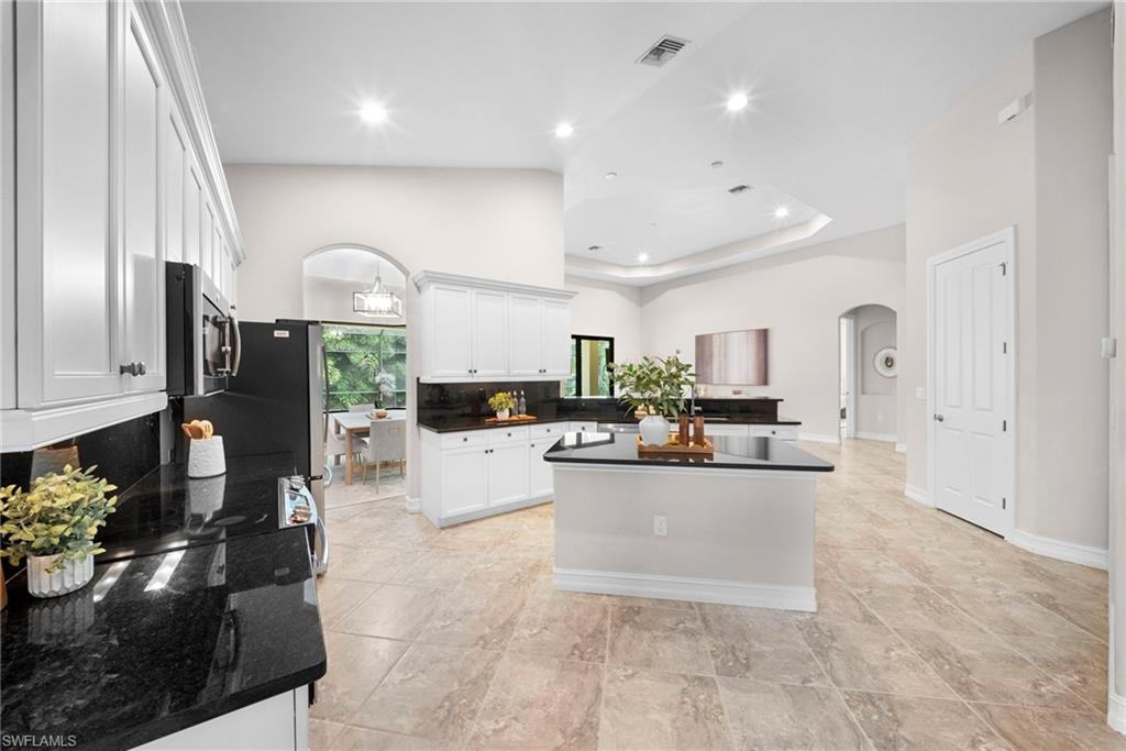 7267 Acorn Way Naples, FL 34119 - Photo 22 of 46 Gallery Image 22