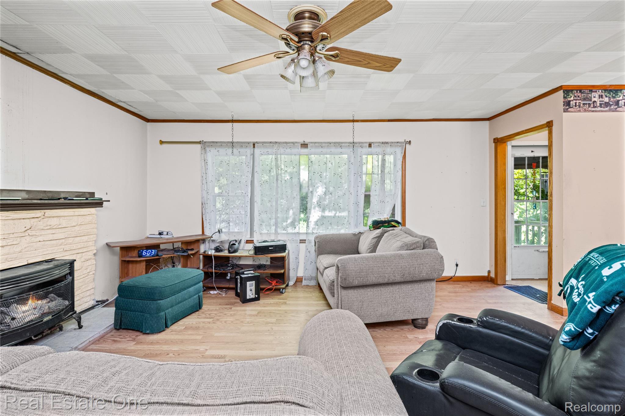 9585 North Eston Road Clarkston, MI 48348 - Photo 15 of 60 9585 N Eston - OnDemand Pix Photography (4).jpg
