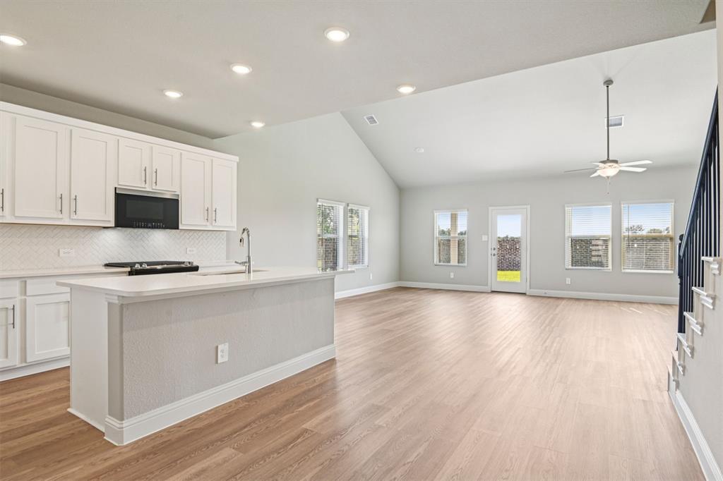 2629 Grand Cyn Street Anna, TX 75409 - Photo 15 of 40 Photo is not of the actual home, but is an inspirational photo of builder’s model home and may depict options, furnishings, and/or decorator features that are not included.