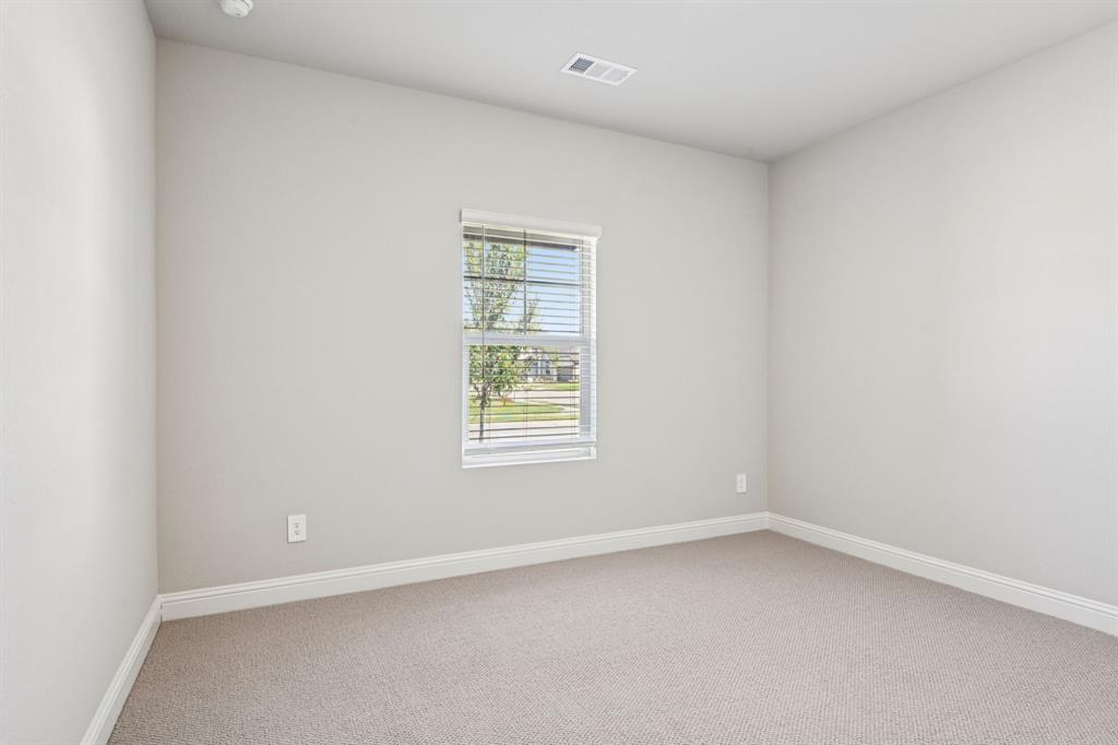 2629 Grand Cyn Street Anna, TX 75409 - Photo 20 of 40 Photo is not of the actual home, but is an inspirational photo of builder’s model home and may depict options, furnishings, and/or decorator features that are not included.