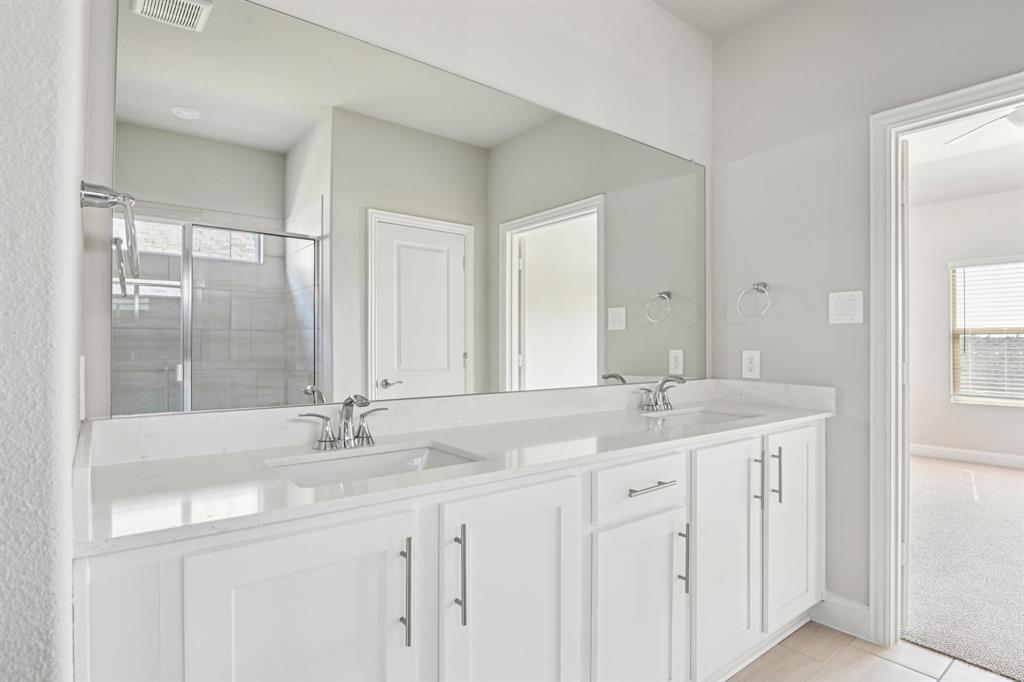 2629 Grand Cyn Street Anna, TX 75409 - Photo 27 of 40 Photo is not of the actual home, but is an inspirational photo of builder’s model home and may depict options, furnishings, and/or decorator features that are not included.