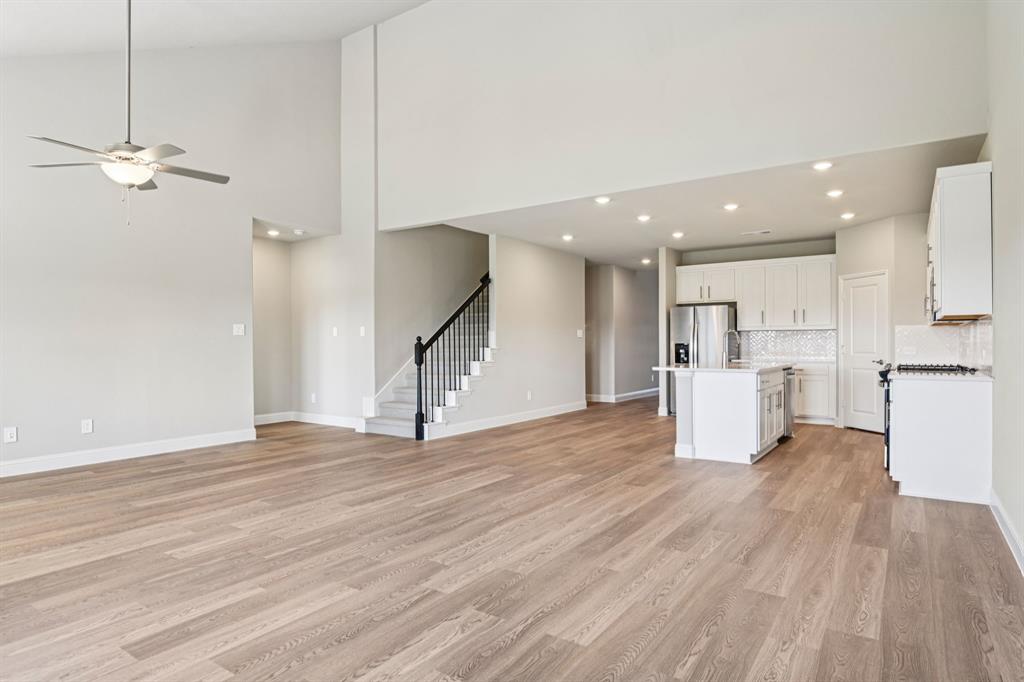 2629 Grand Cyn Street Anna, TX 75409 - Photo 10 of 40 Photo is not of the actual home, but is an inspirational photo of builder’s model home and may depict options, furnishings, and/or decorator features that are not included.