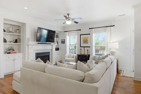 $745,000 | 4915 Illinois Avenue, Nashville, TN 37209