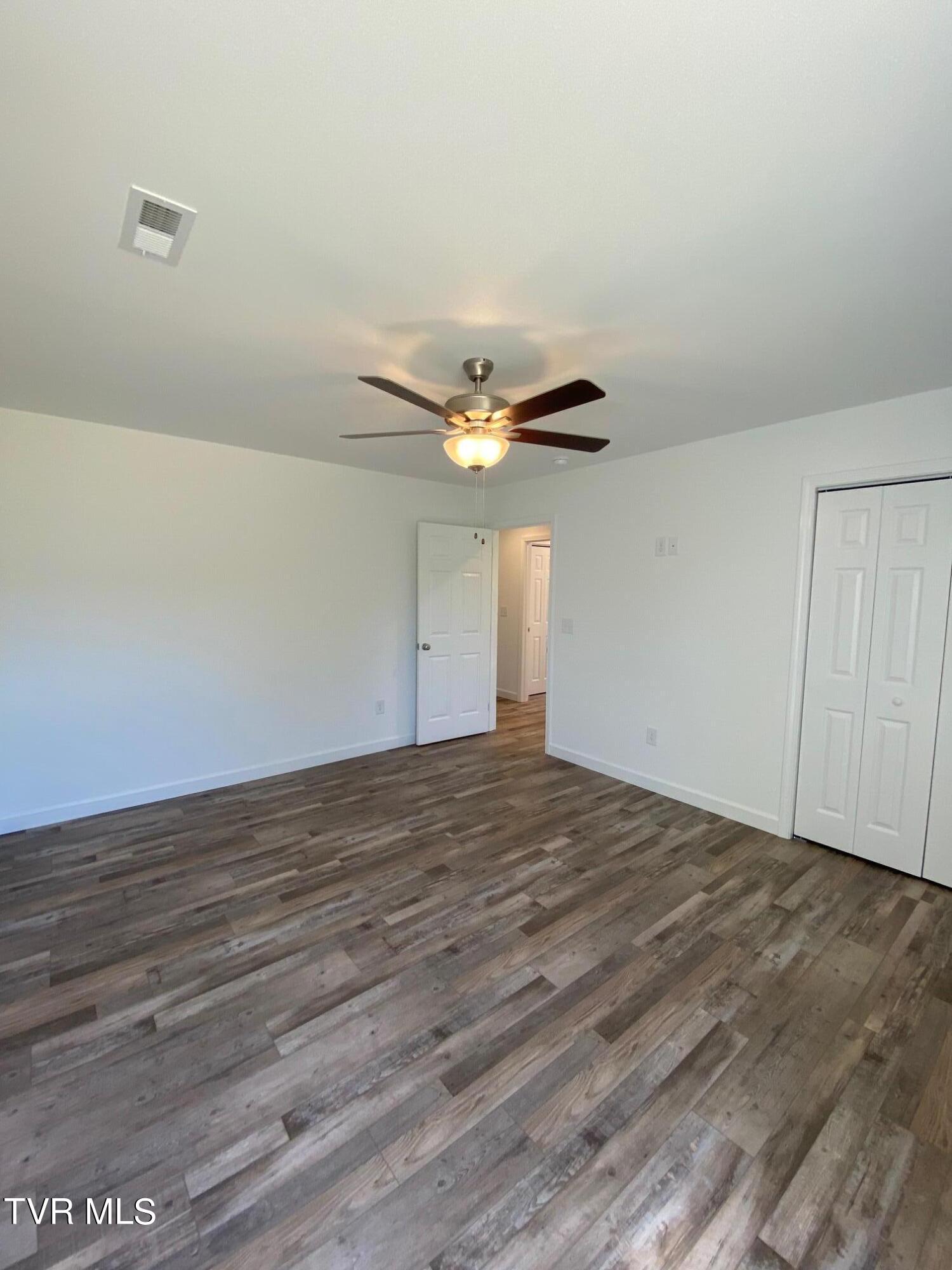 827 Hamilton Street Johnson City, TN 37604 - Photo 23 of 32 IMG_0701