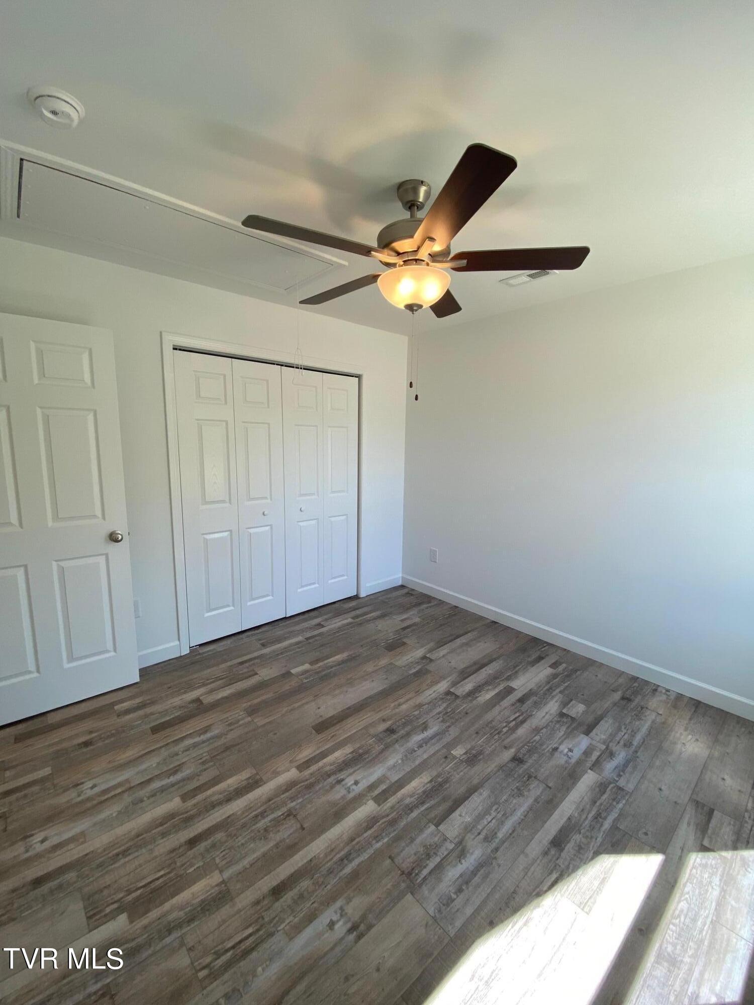 827 Hamilton Street Johnson City, TN 37604 - Photo 26 of 32 IMG_0705