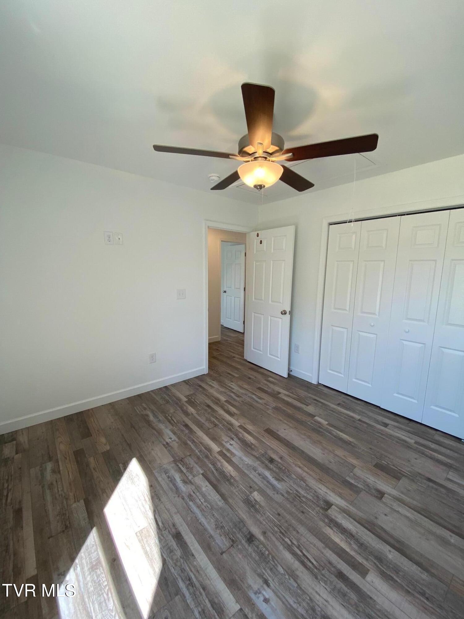 827 Hamilton Street Johnson City, TN 37604 - Photo 27 of 32 IMG_0706