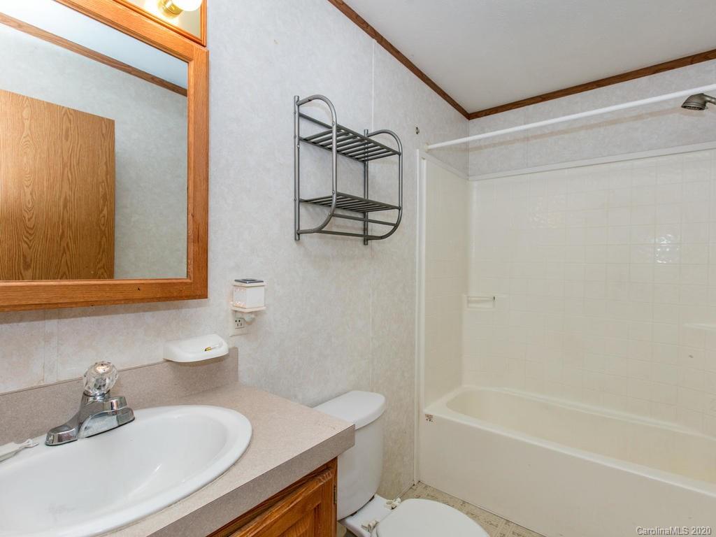 79 Edwards Road Fairview, NC 28730 - Photo 23 of 36 Gallery Image 23