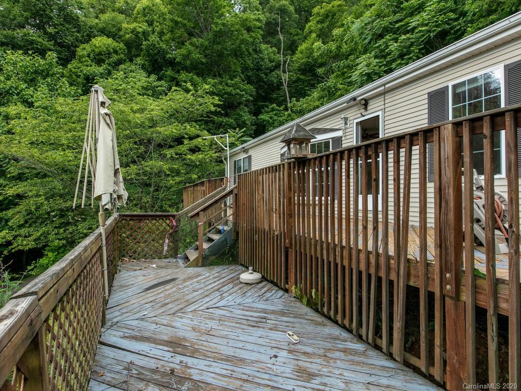 79 Edwards Road Fairview, NC 28730 - Photo 32 of 36 Gallery Image 32