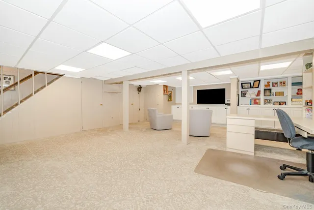 $1,300,000 | 17 Thide Court, Smithtown, NY 11787