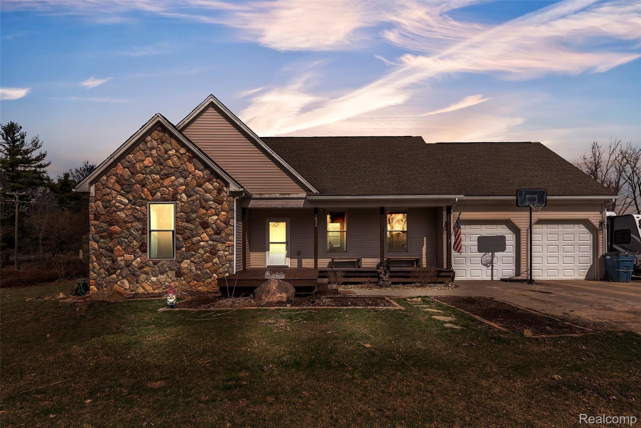 5424 Vines Road Howell, MI 48843 - Photo 1 of 35 01_5424VinesRdWindowStillRealEstatePhotography1_mls.jpg