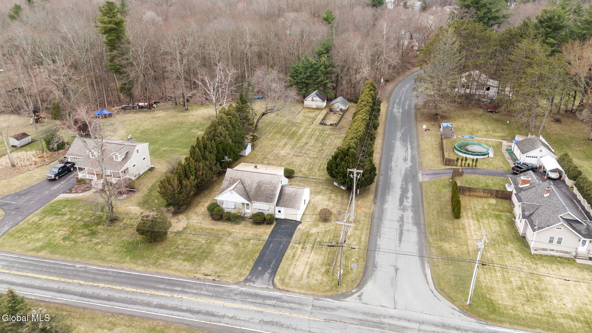 1021 Dunnsville Road Rotterdam, NY 12306 - Photo 40 of 42 40