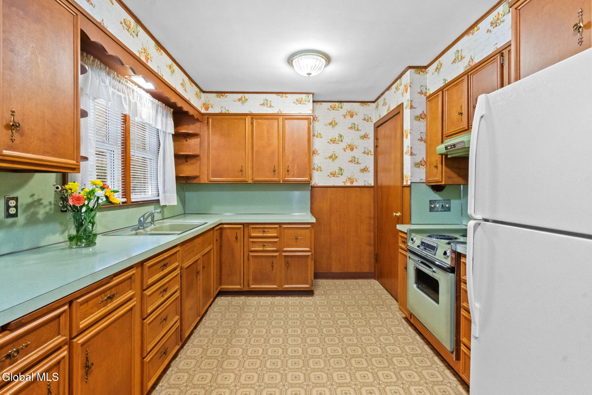 1021 Dunnsville Road Rotterdam, NY 12306 - Photo 8 of 42 8