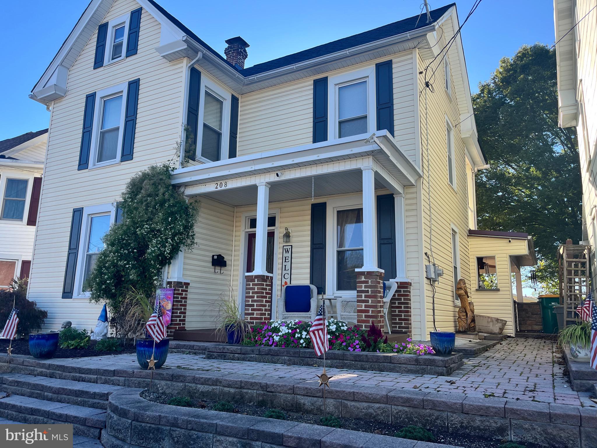 208 Hamilton Avenue Waynesboro, PA 17268 - Photo 1 of 54