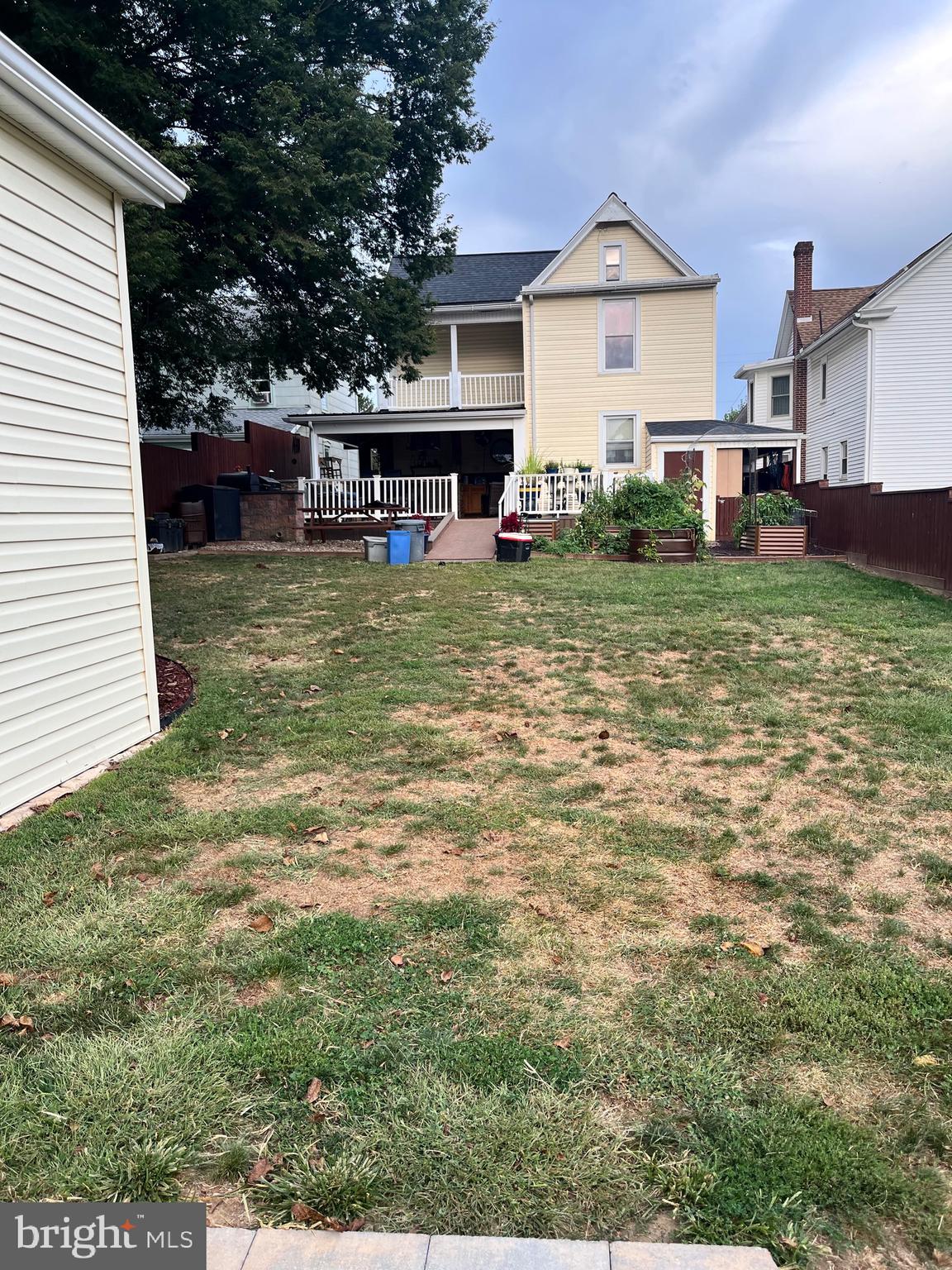 208 Hamilton Avenue Waynesboro, PA 17268 - Photo 7 of 54