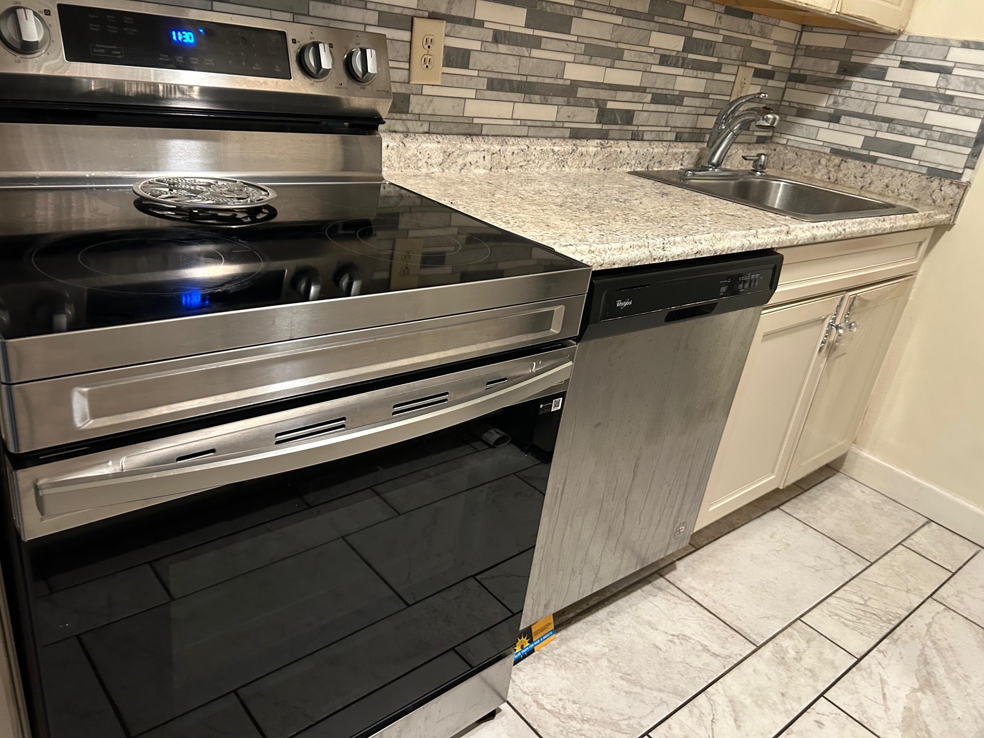 2 Secora Road, Unit C20 Monsey, NY 10952 - Photo 6 of 34 a close view of stove