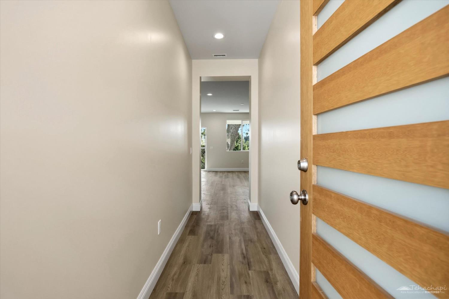 28321 Carry Back Court Tehachapi, CA 93561 - Photo 6 of 41 Gallery Image 6