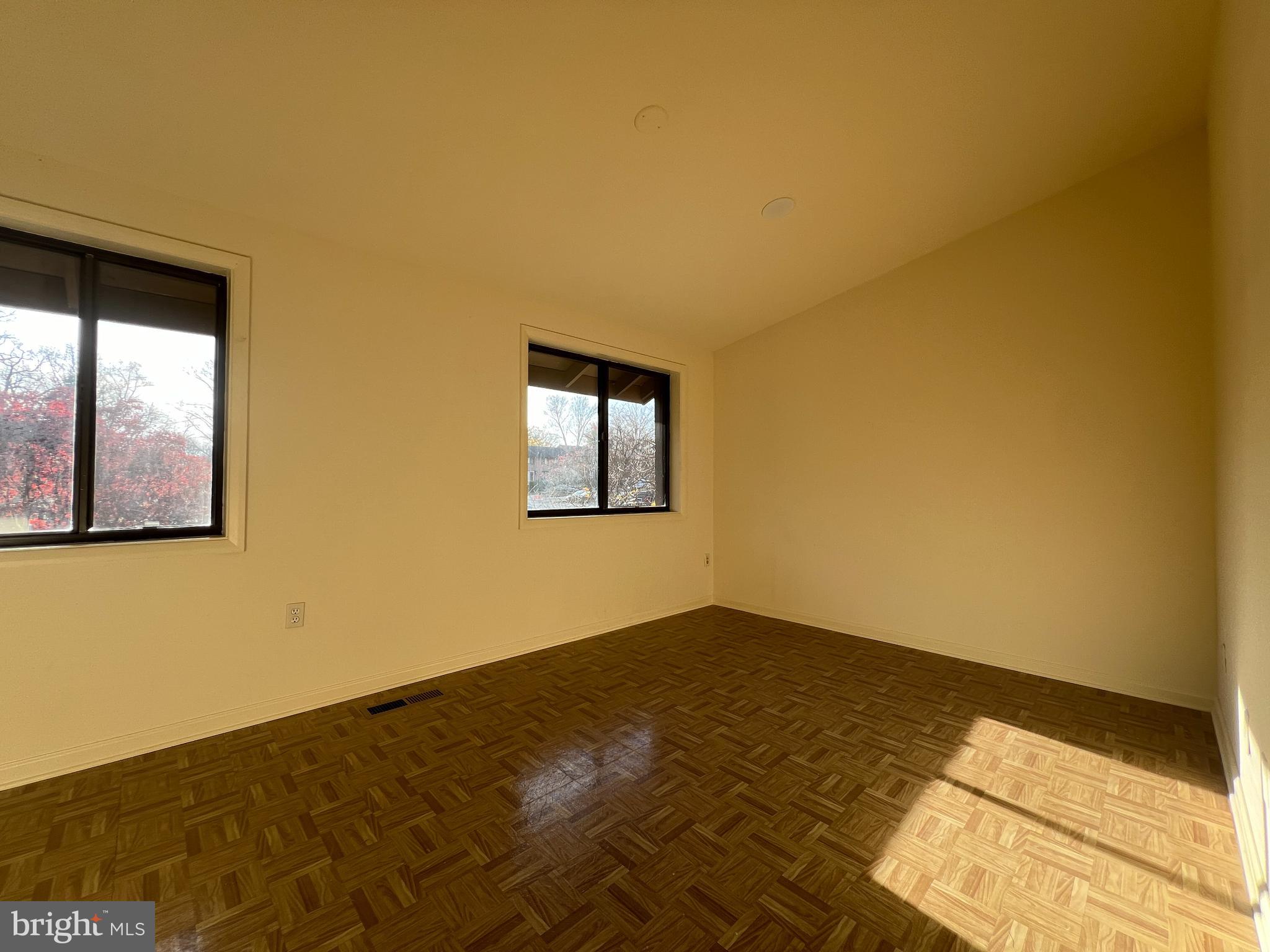 8916 Footed Ridge Columbia, MD 21045 - Photo 11 of 29 master bedroom