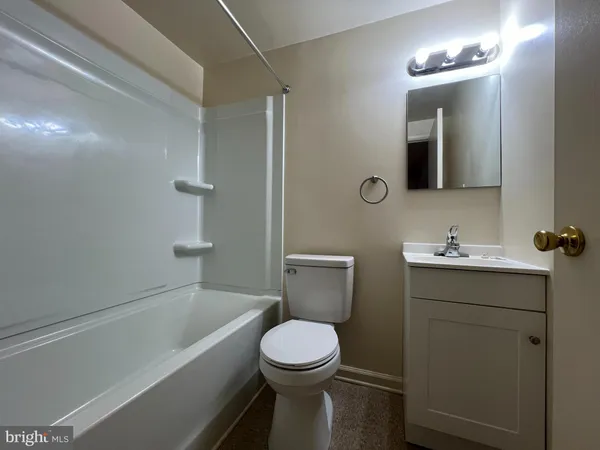 $2,450 | 8916 Footed Ridge, Columbia, MD 21045