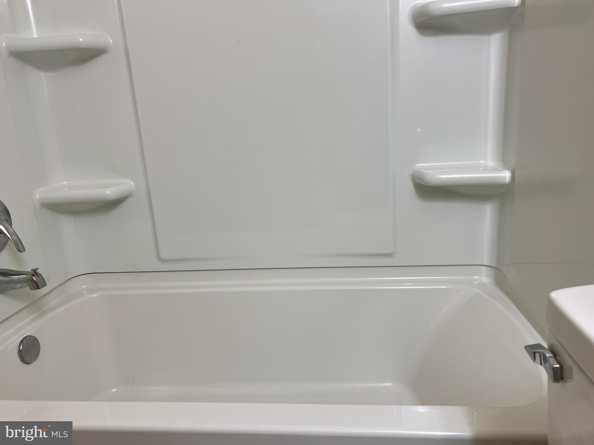 8916 Footed Ridge Columbia, MD 21045 - Photo 22 of 29 2nd full bath