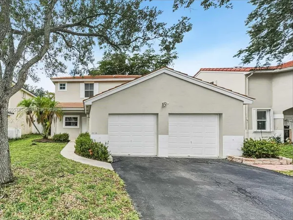 $3,595 | Chapel Lakes, Pembroke Pines, FL 33029