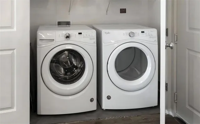 $2,073 | 1010 West Peachtree Street Northwest, Unit 450, Atlanta, GA 30309