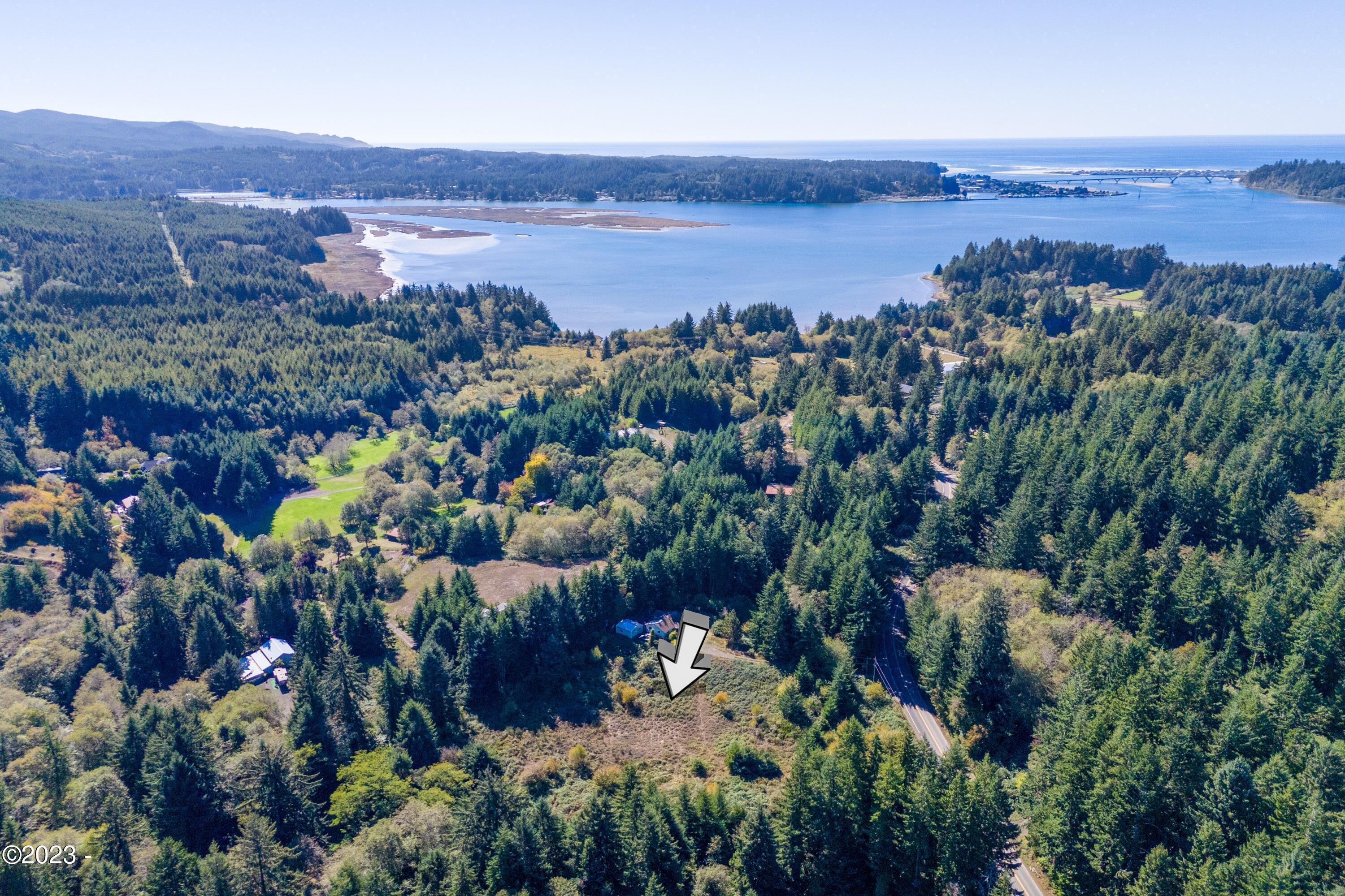 3728 North Bayview Road Waldport, OR 97394 - Photo 2 of 12 3728 N BAYVIEW RD