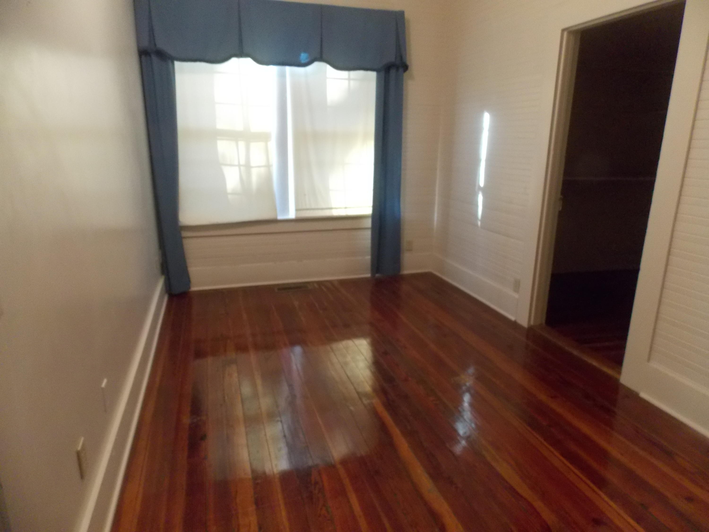 500 Raysor Street St. George, SC 29477 - Photo 11 of 18 500 J