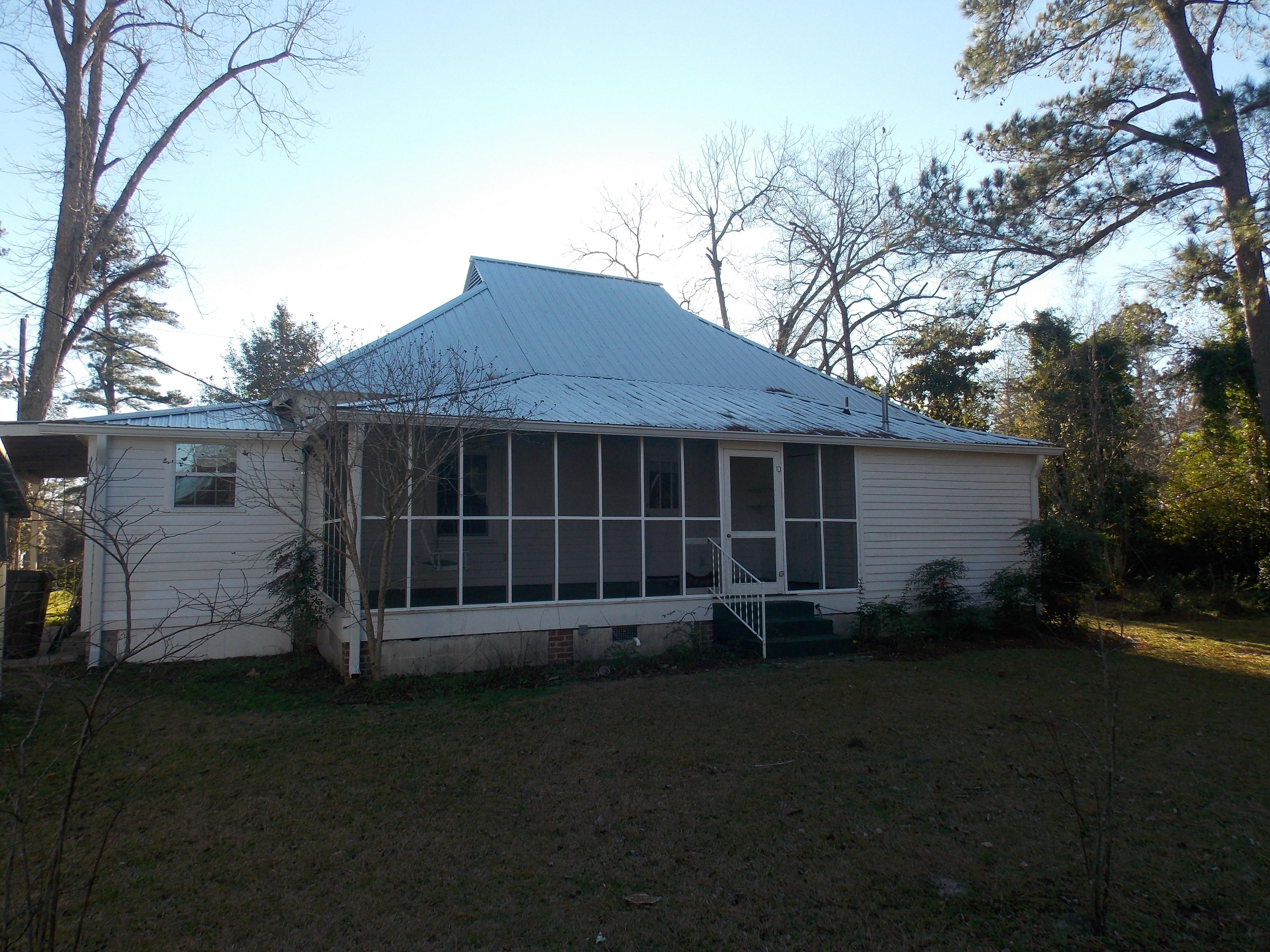 500 Raysor Street St. George, SC 29477 - Photo 4 of 18 500 C