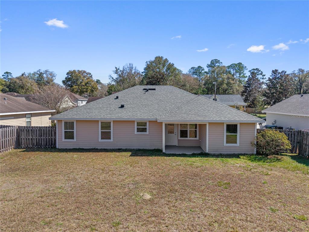 15426 Northwest 136th Terrace Alachua, FL 32615 - Photo 33 of 36